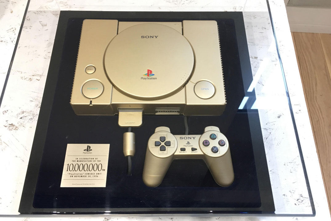 纪念playstation售出1千万台限定版ps1