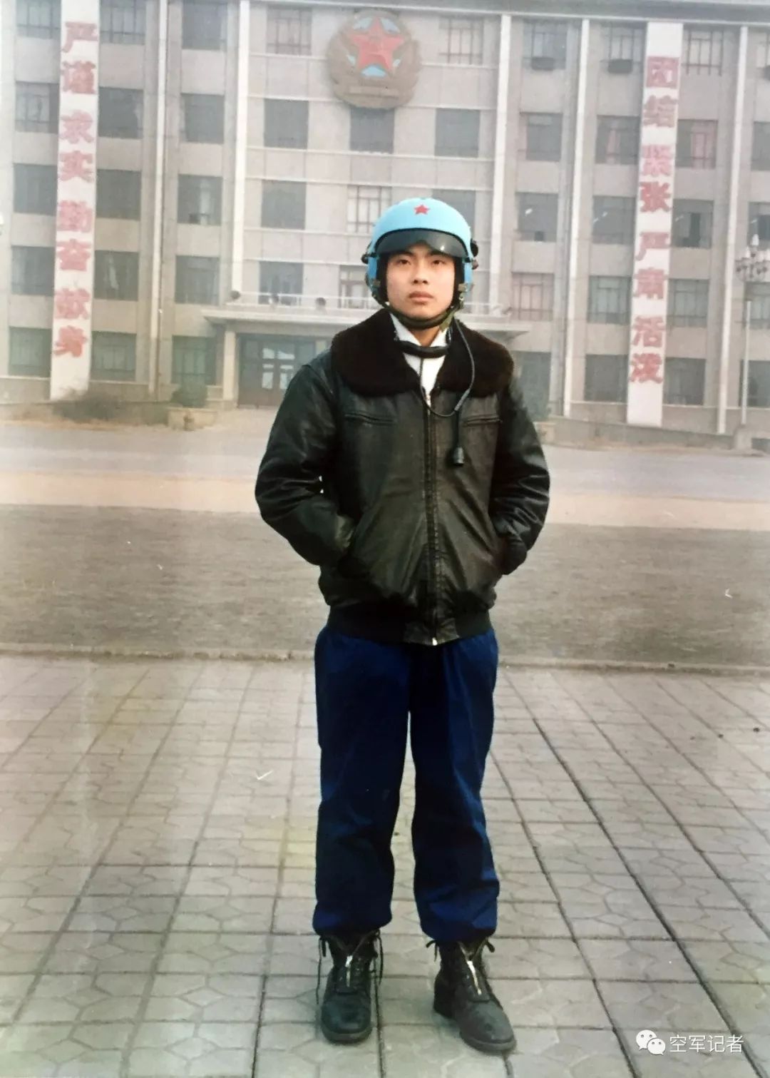 英雄机长刘传健告诉你:军转干部是什么样的人