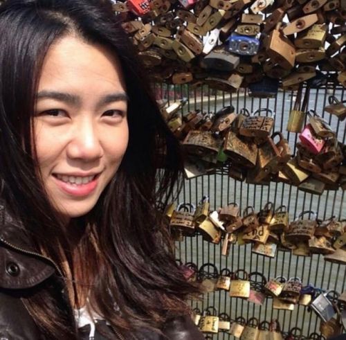 上月为黎明生女,没名分的阿wing又被曝至今名下空空