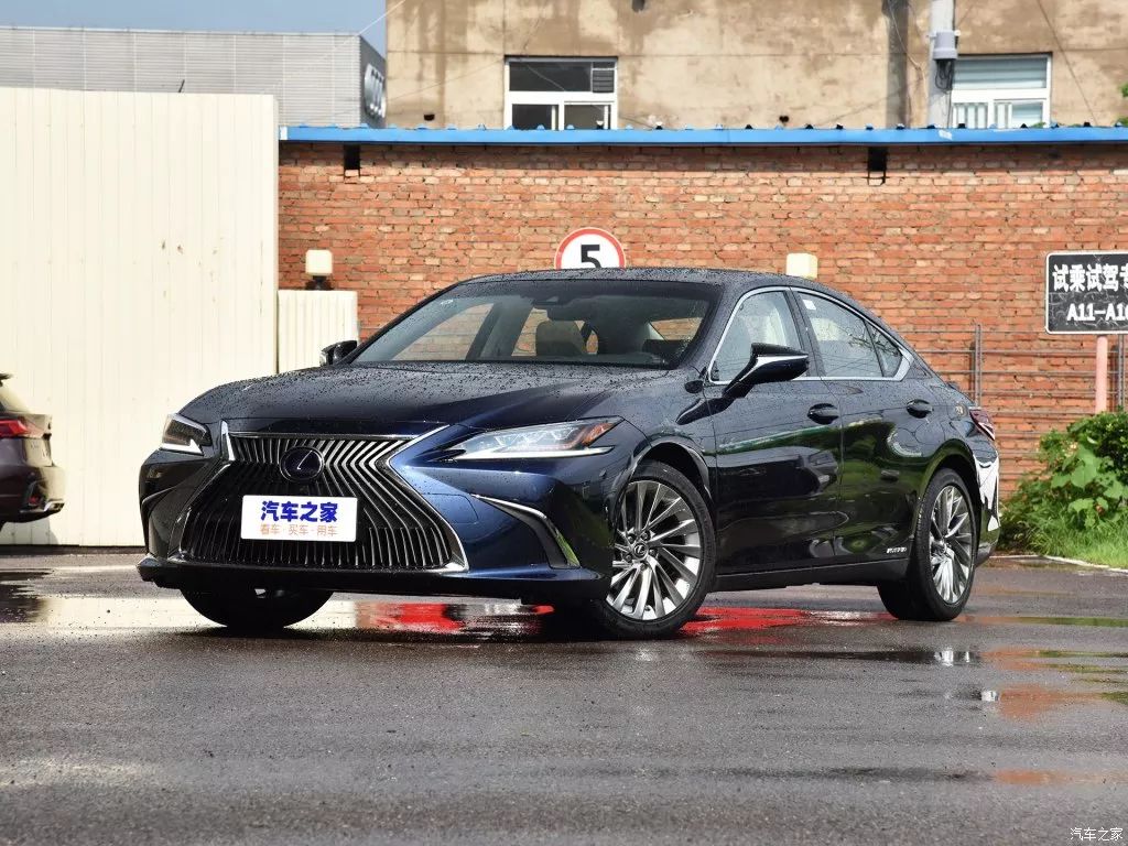 『雷克萨斯es  2018款 300h 行政版』