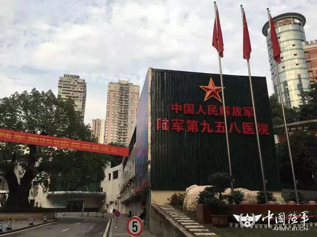 仍然记得…… 其实,像罗医生这样的工作人员 在陆军军医大学西南医院