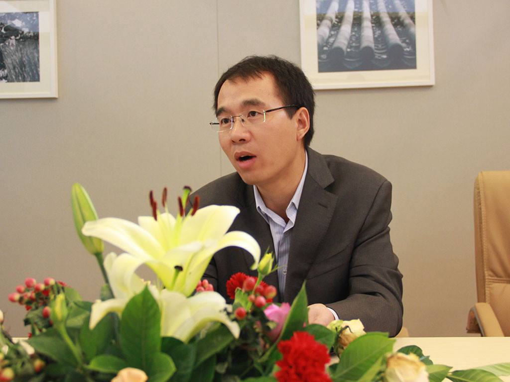 500万像素、500mAh电池,努比亚靠这款 腕机