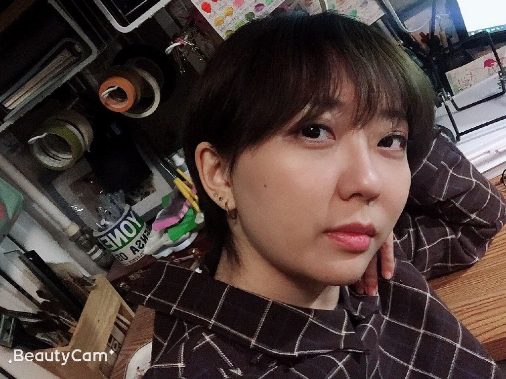 还记得《小李飞刀》里的龙小云吗,她今年都30了.