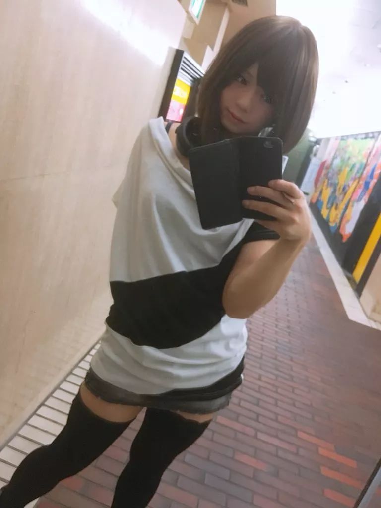 30岁日本大叔穿女装这样穿走在街上完全不知道他是一个男的