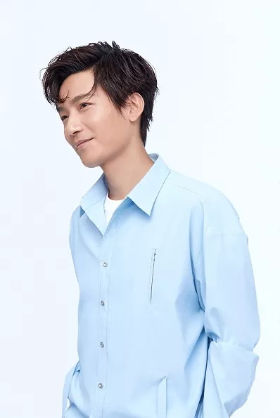 软骨舞第一人余盼李可亮,坡上村乐队牛奶咖啡,易安音乐社,龙猪,王梓