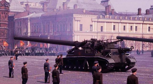 即由莫斯科机械设计局研制,并由科京设计局协助完成测试的273工程,被