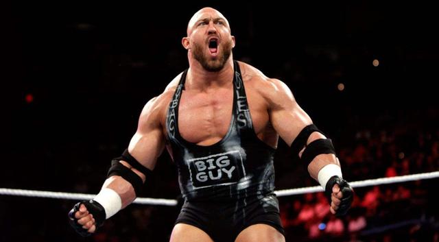 莱贝克为鲁瑟夫打抱不平:剧情太荒唐了,wwe是故意羞辱他的