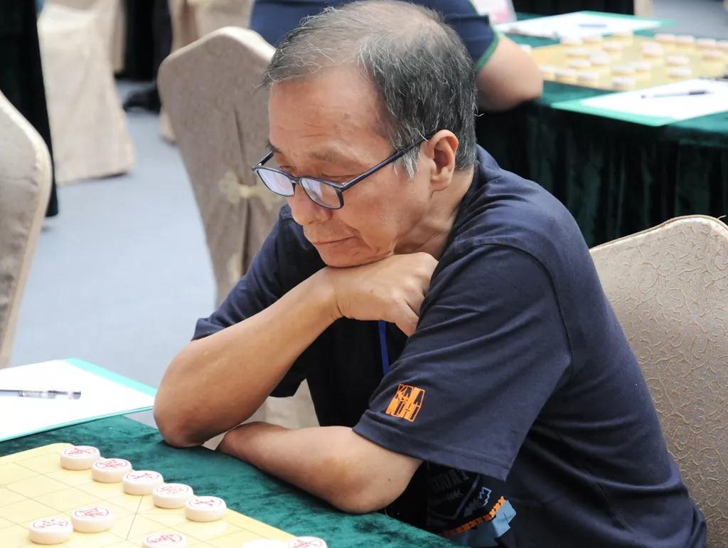 "香港棋王"赵汝权 凤岗举办的"杨杯赛"八届比赛无一缺席!