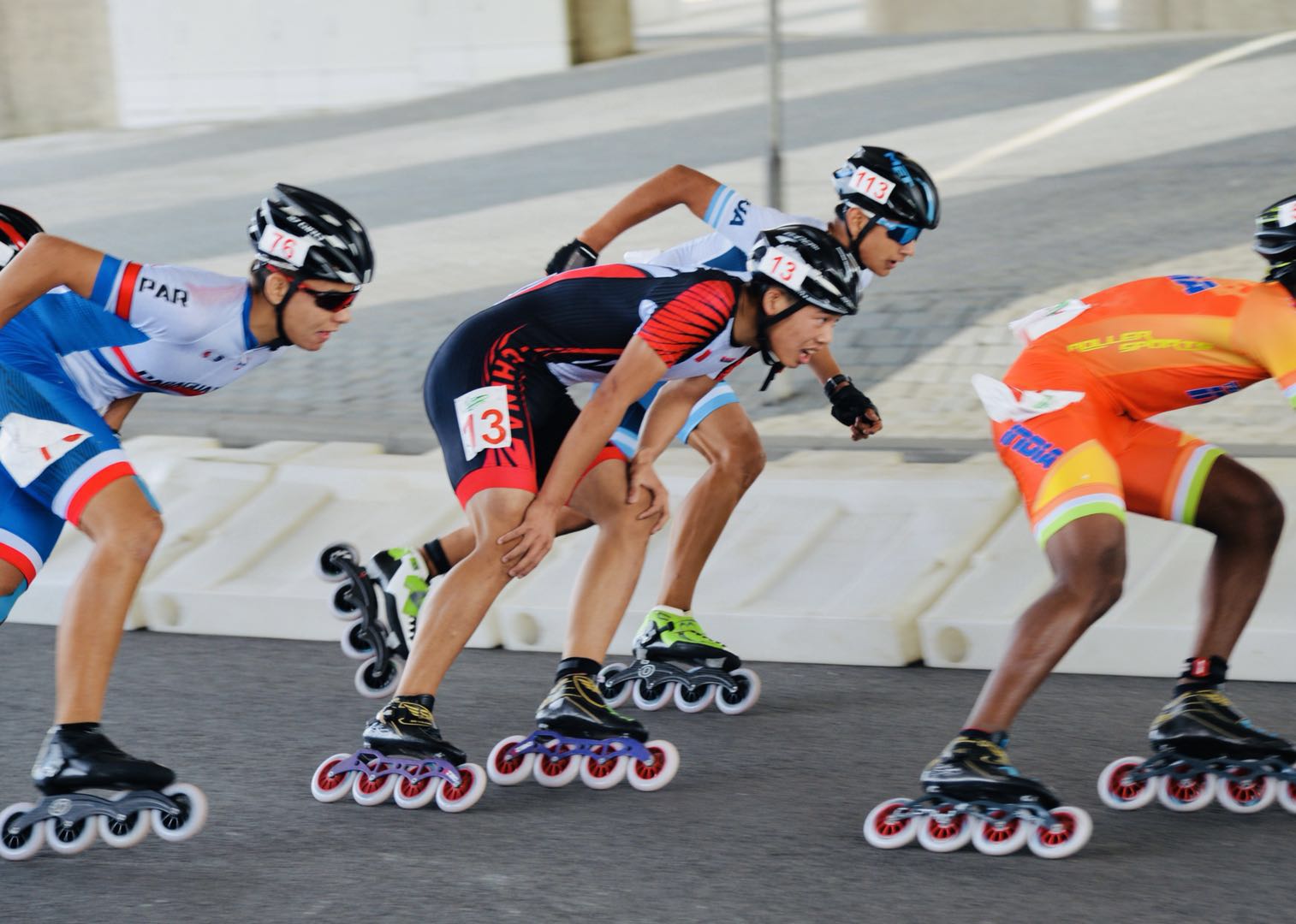 全国首支两栖运动队江苏轮滑速滑队为南方开展冰雪运动探新路