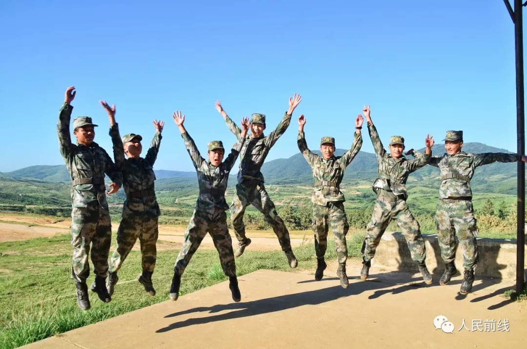 离队时,退伍老兵和战友们发的朋友圈令人泪目