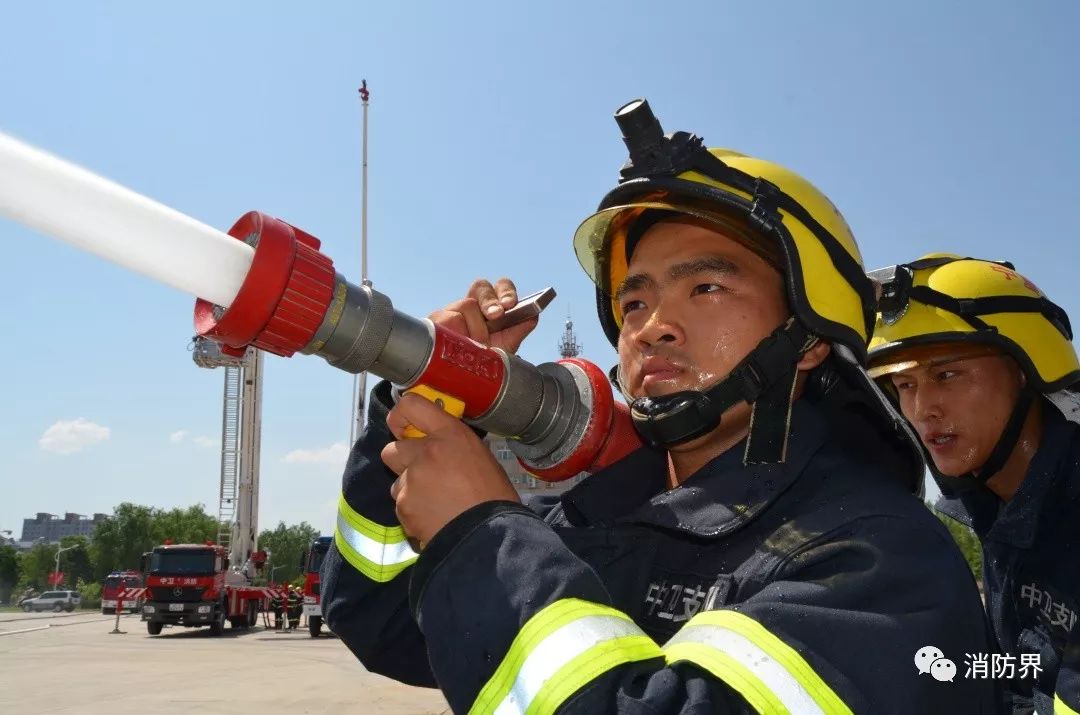 刘坤消防界杂志掌镜红门摄影大赛作品展示四十