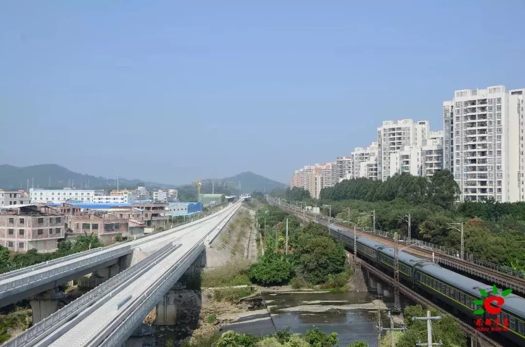 神速广清城轨石陂站现场建设进度曝光