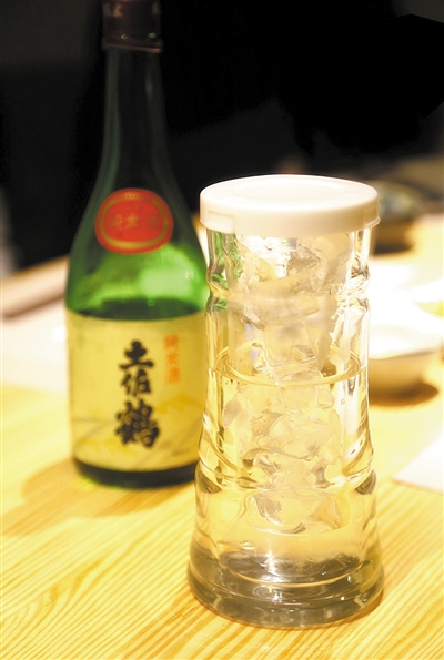 一杯清酒呷出有趣灵魂