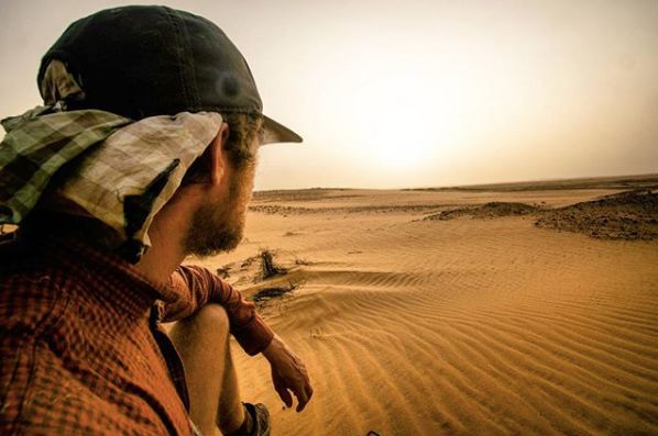 独自闯荡五大洲三年,每天花费不超过30元,他靠什么打开了自由之门?