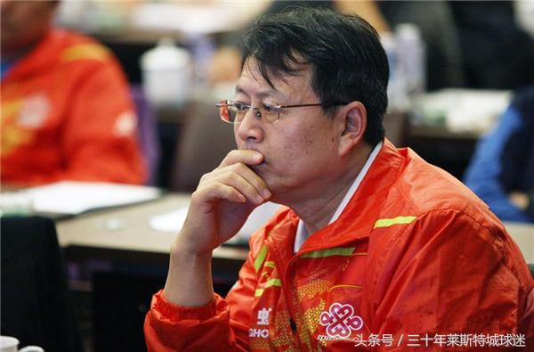 国乒一夜之间剧情大逆转，男队带队教练被替换。