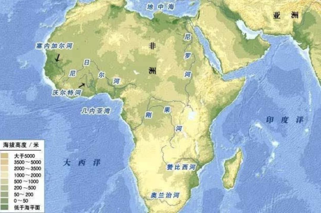 因此和其他大洲拥有大量的大江大河所不同的是,非洲的河流相对较少