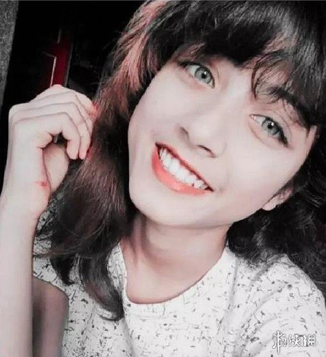 一颦一笑展现千种风情宛如精灵的印度小姐姐riya