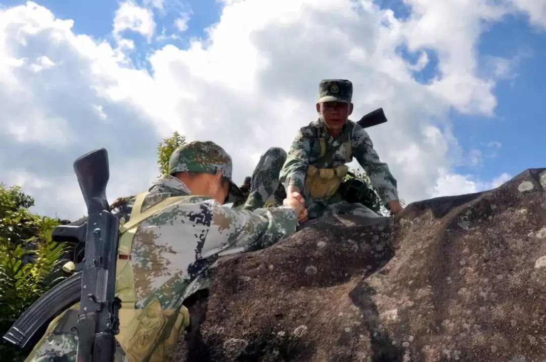 陆兰军:一生只做一件事,我给祖国当卫士|尖峰岭|哨所|哨兵_新浪军事