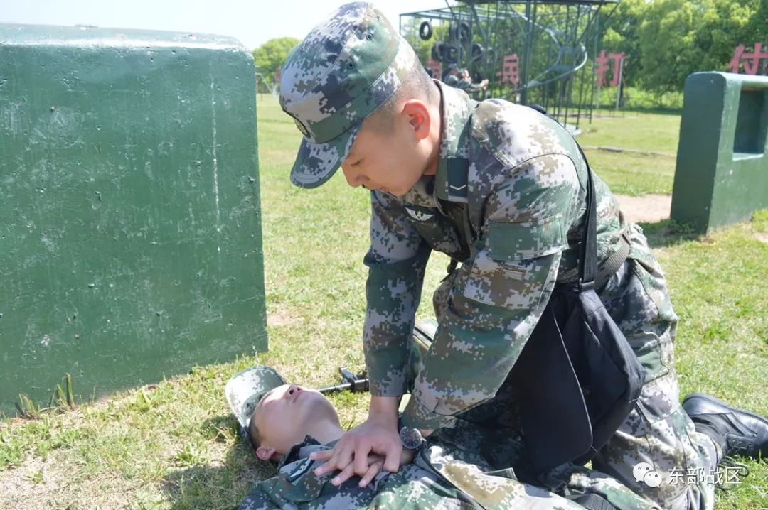 你所羡慕的卫生兵原来是这样