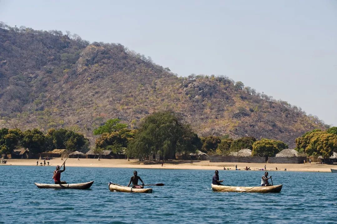 马拉维共和国纸币上的建筑,居然都是中国建造