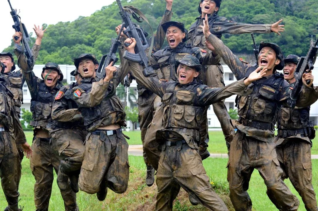 首届强军杯军营摄影展叶华敏作品