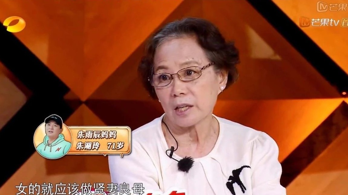 出道就封神,曾被誉为"全球最美50人"的她,是真正的女王大人