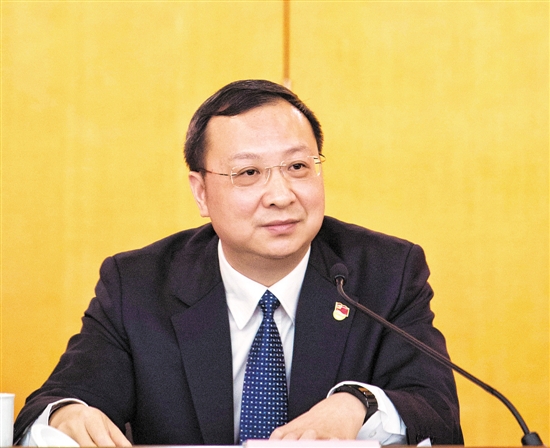 越秀区委书记王焕清