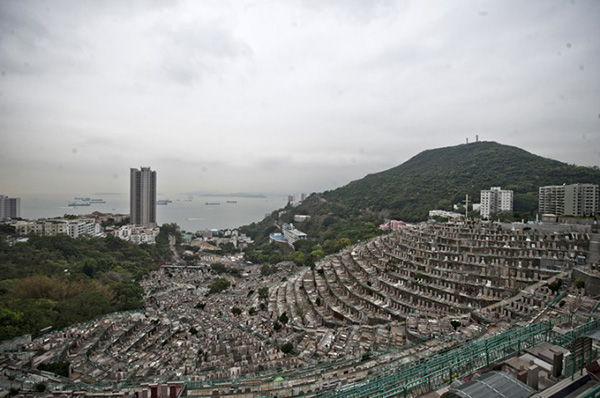 香港薄扶林华人基督教坟场（2013年3月27日摄） 。 新华社 资料图