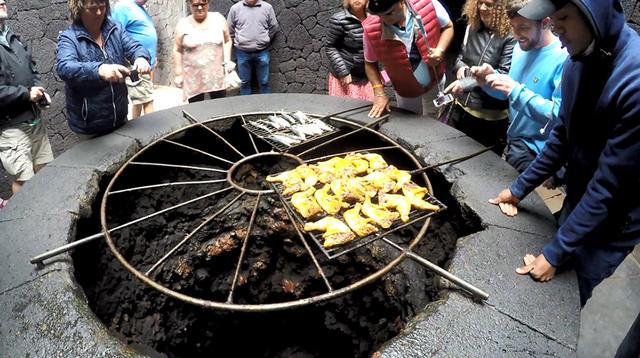 世界上最憋屈的火山,被人类用来做烧烤,还被迫表演节目