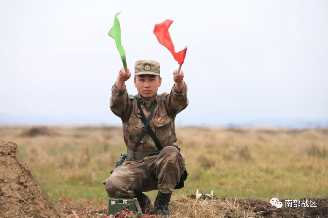 旗语:人员撤回爆破瞬间一路走来,感谢有您!未经授权,禁止转载!