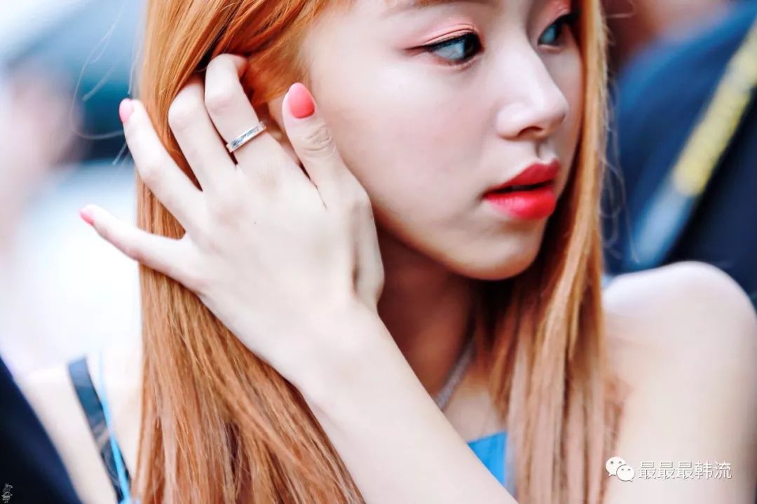 一番妹印象里他还是那个101里安静内向的小狼裴珍映.