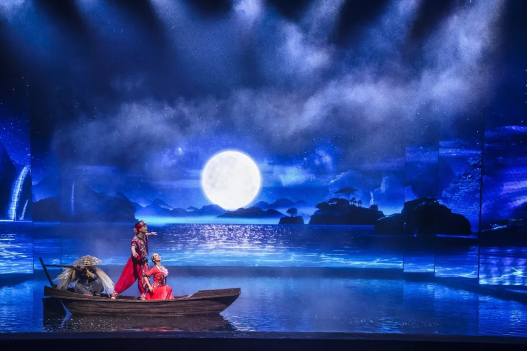 宋城桂林千古情景区正式开园 《桂林千古情》首场演绎大满贯|宋城|大满贯|桂林_新浪新闻