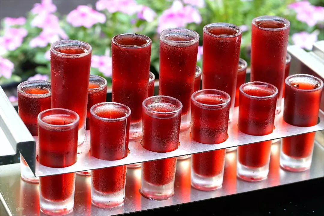 花看半开酒饮微醺成都超人气酒馆贰麻酒馆登陆广州珠江道