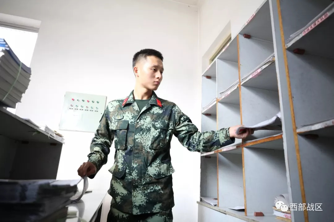 保障岗位的兵哥都在忙些啥这组图片告诉你