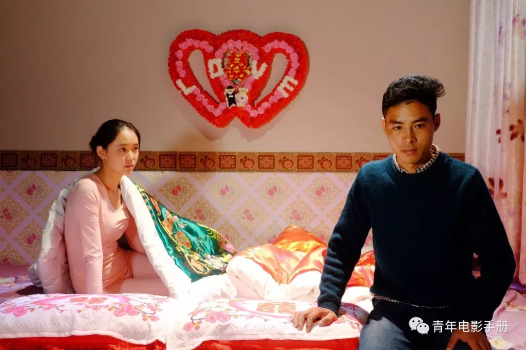 低到尘埃里,开出"红花绿叶"来