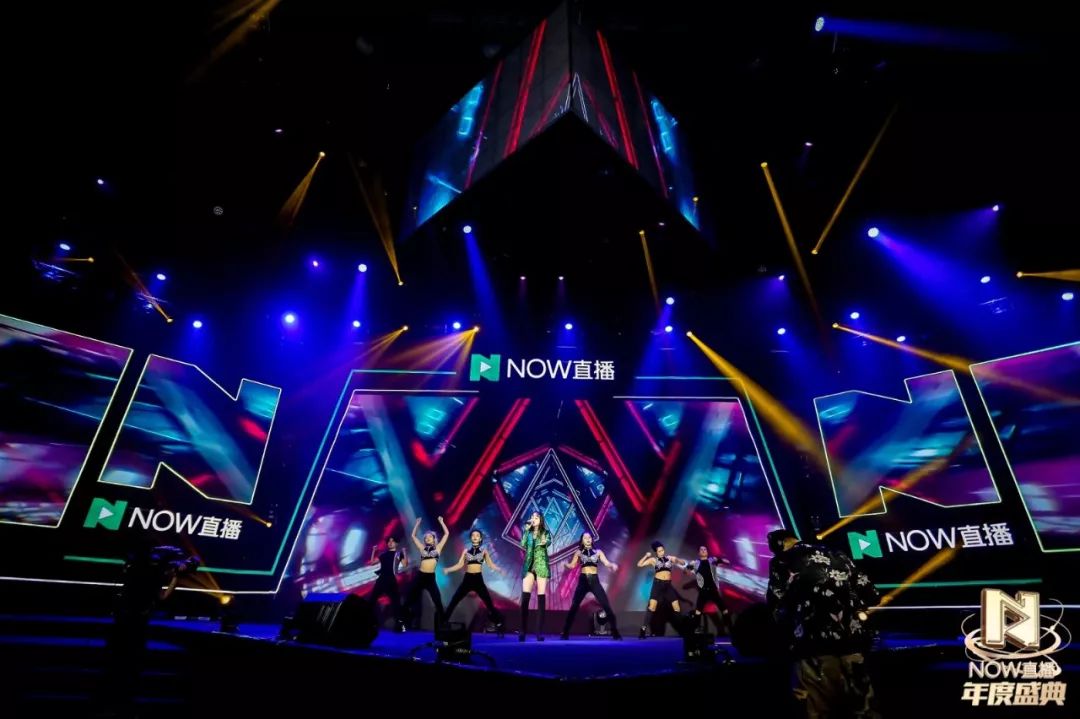 腾讯now直播盛典75天破10亿流水101女孩鹿小草甜美助阵