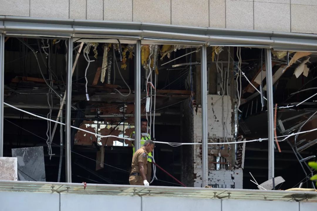 这是4月21日在斯里兰卡科伦坡拍摄的发生爆炸的香格里拉酒店。新华社发（哈普拉彻奇摄）