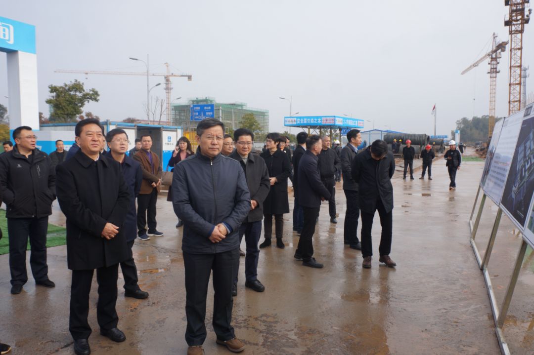 市委书记瞿海率队深入益阳高新区,益阳东部新区,观摩新开工或正建设的