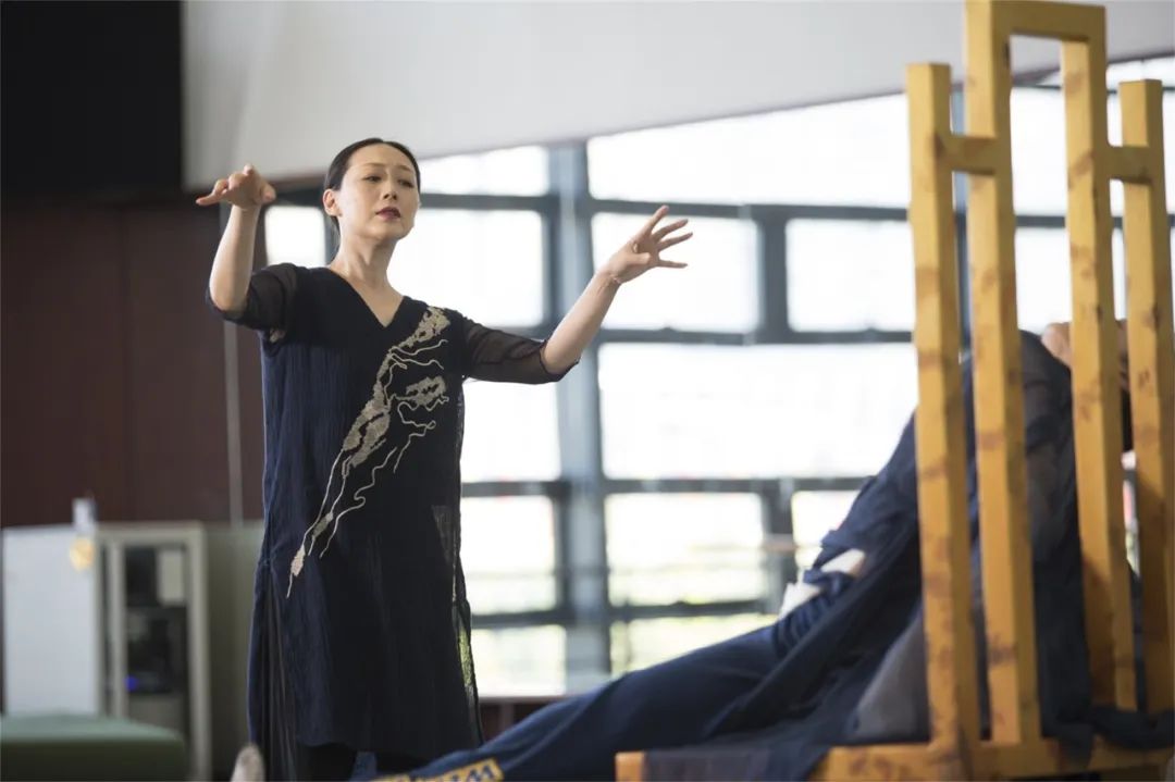 rr艺术家沈培艺天命之舞