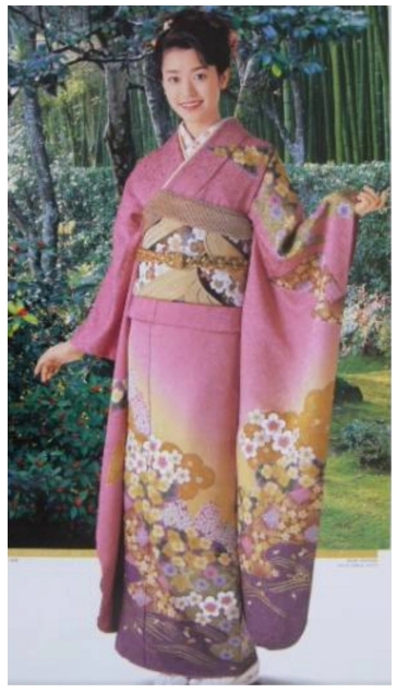 森口博子成人仪式时的照片.