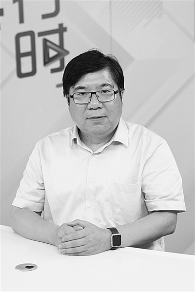 学工部副部长郁政宏 常州大学怀德学院: 本二省控线上可积极填报 1.