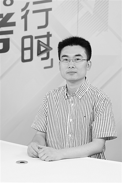 学工部副部长郁政宏 常州大学怀德学院: 本二省控线上可积极填报 1.