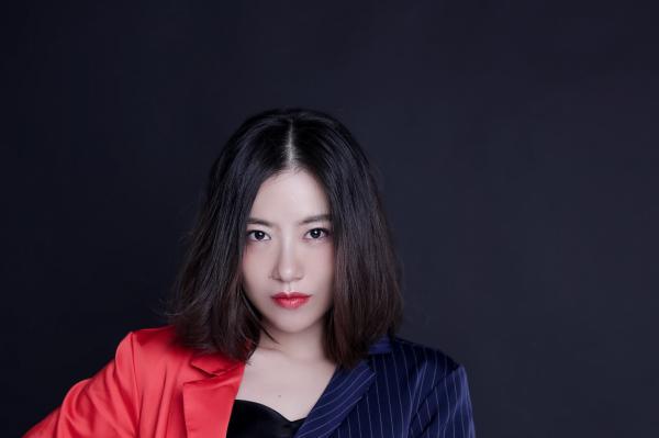 花僮直播首唱《最后这一次》 网友直言坐等新歌大火