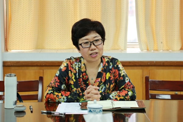 广西自治区交通运输厅厅长陈鸿起会见中国交通报社总编李咏梅一行图