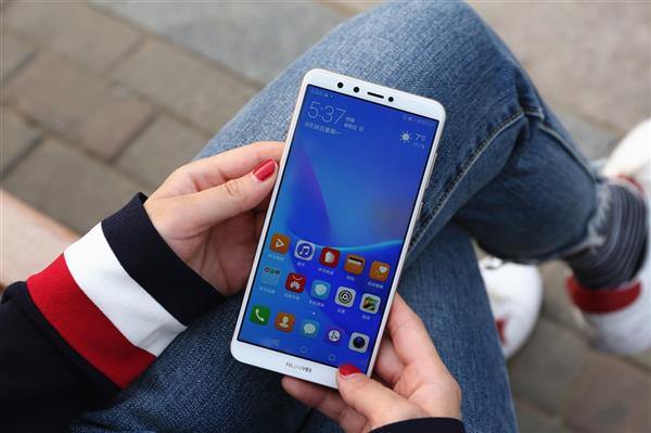 华为畅享8 Plus升级GPU Turbo游戏性能暴增