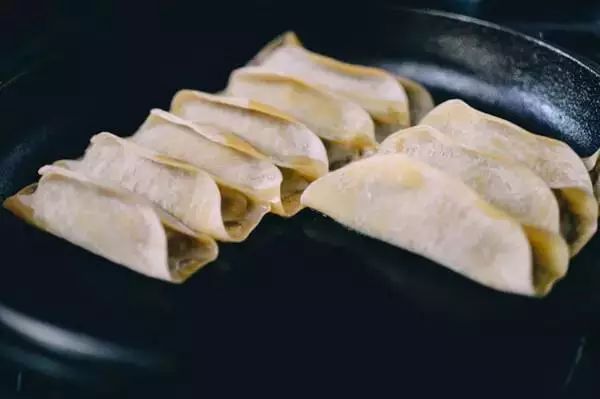 easy-potstickers-06.jpg