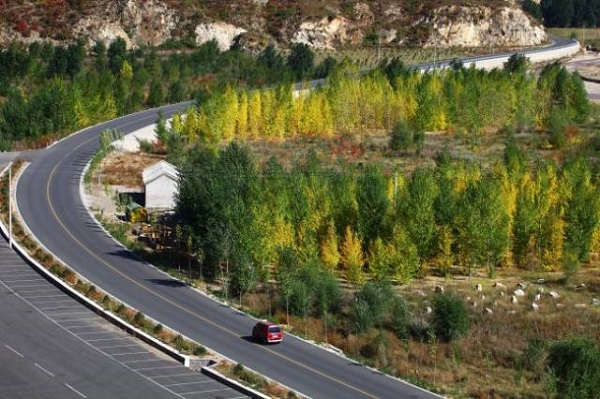 [河北]承德今年新改建农村公路1000公里(图)