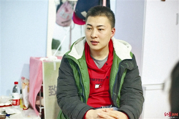 福州赵宇收到警方通知:见义勇为证书明日送达