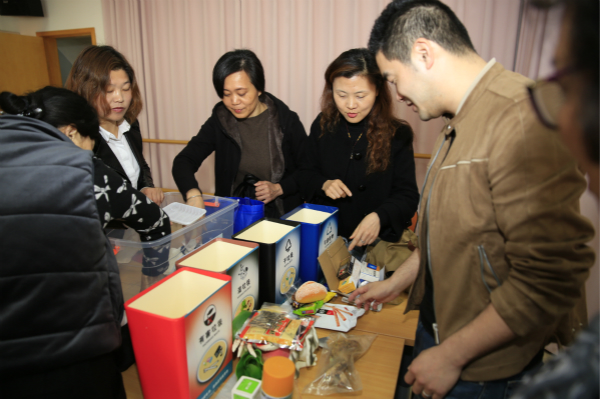 上海市妇联正式启动垃圾分类五大千·万行动