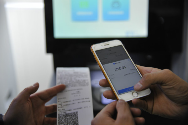 出入境身份证车驾管明年浦东居民要办这些事去派出所综合窗口就够了